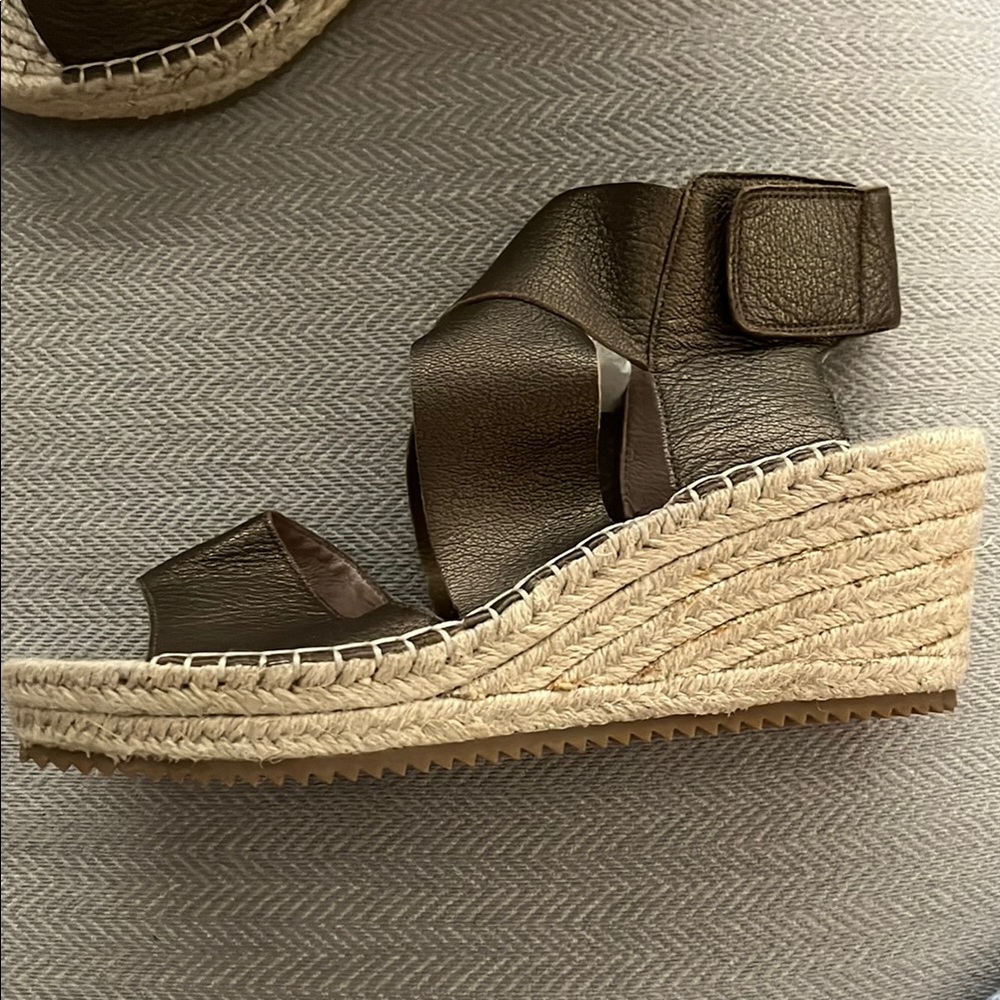 EILEEN FISHER Brown Espadrille Wedge Sandals